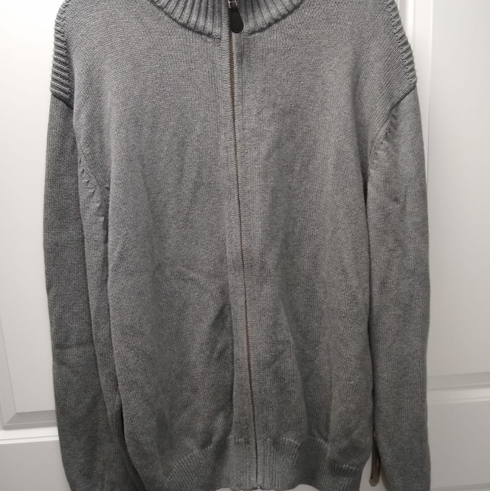 Jos A Bank men's Sweater. - Picture 3 of 13
